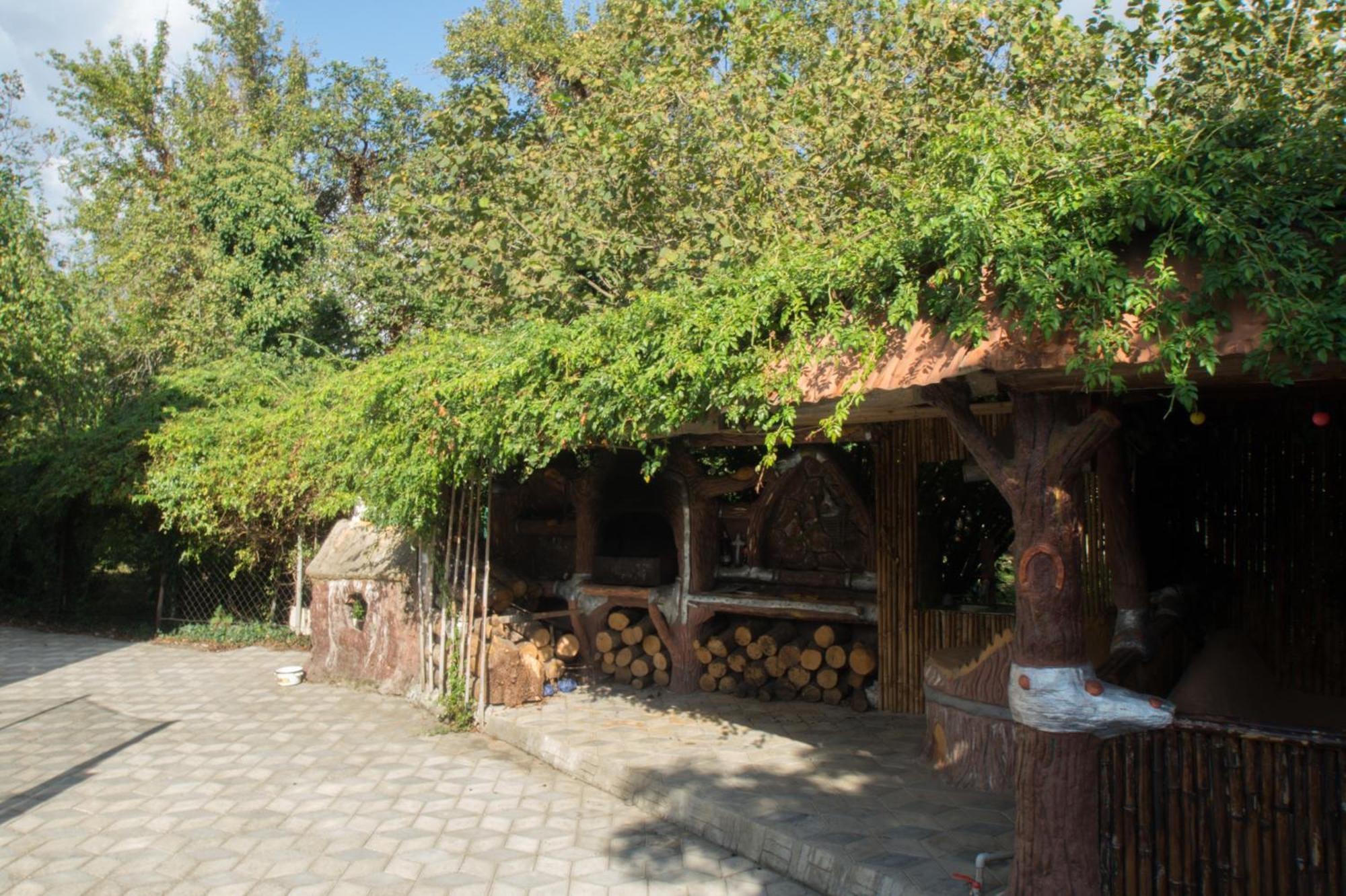 Rezo'S Ranch Daire Samtredia Dış mekan fotoğraf