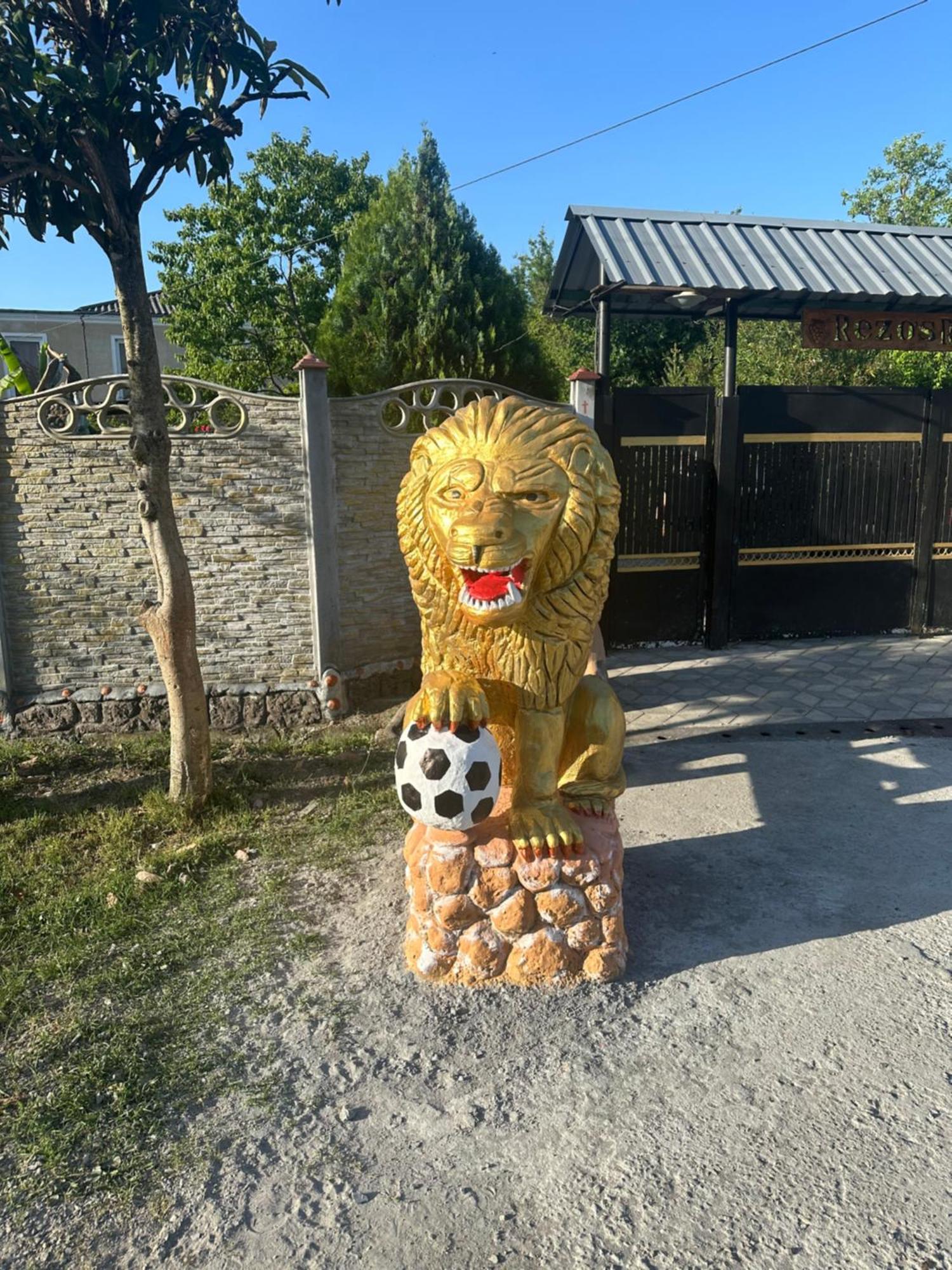 Rezo'S Ranch Daire Samtredia Dış mekan fotoğraf